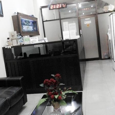 Dena Hotel Soe Exterior photo